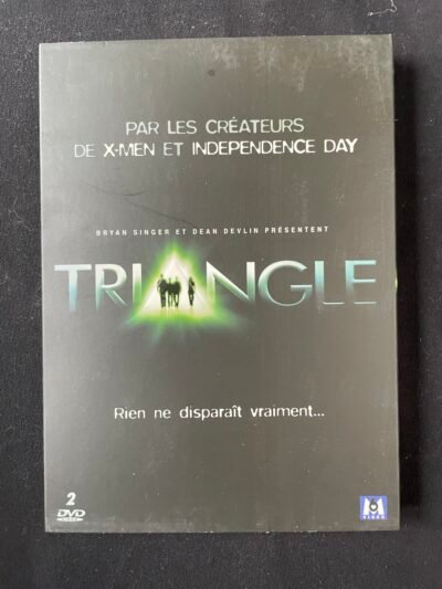 TRIANGLE / THE TRIANGLE       SAM NEILL / ERIC STOLTZ / CATHERINE BELL / LOU DIAMOND PHILLIPS