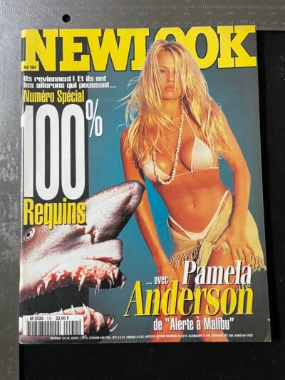 PAMELA ANDERSON   NEWLOOK  08/1994